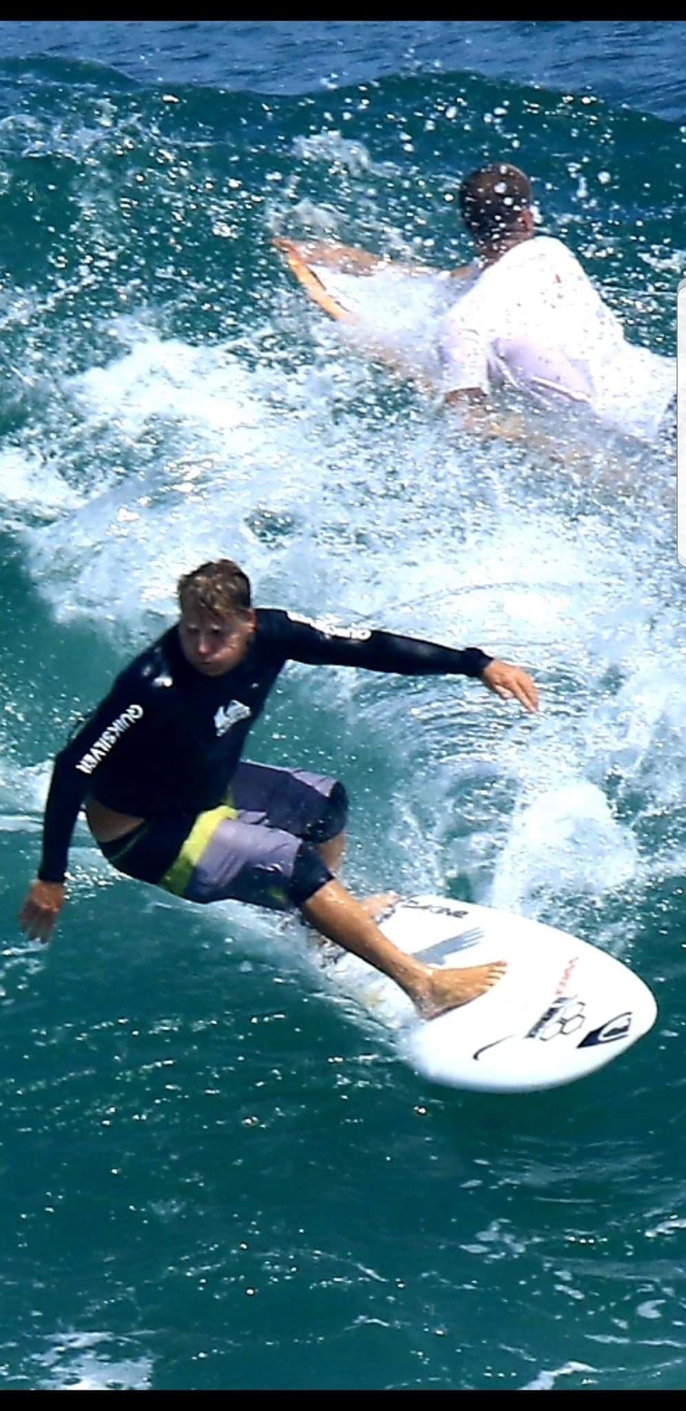 Surfing 2017-2018 — photo 1
